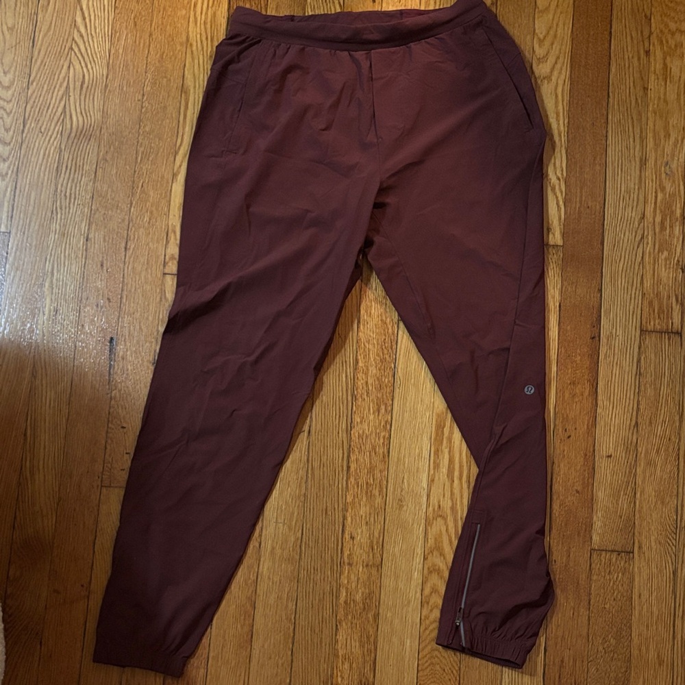 Men's lululemon surge jogger in burgundy